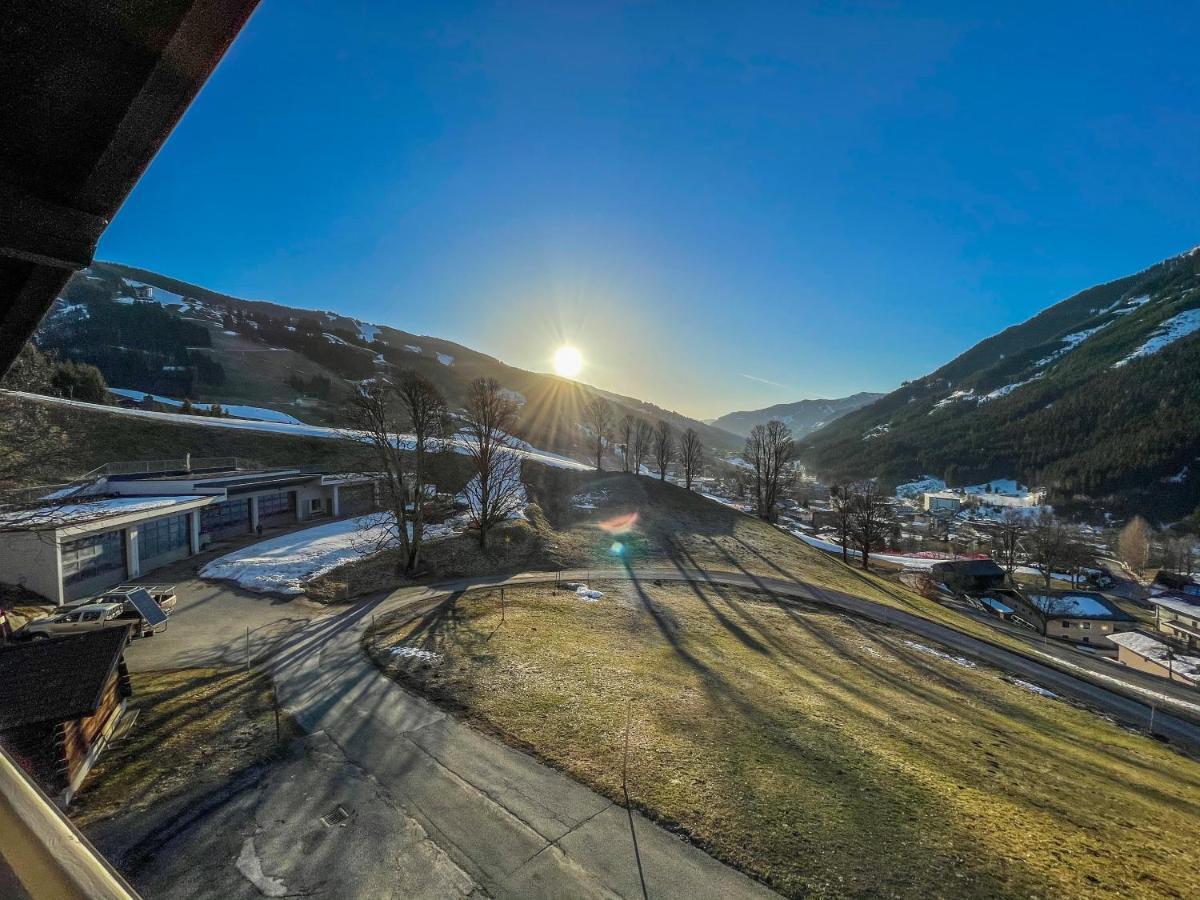 Saalbach Apartments Landhaus Bernkogel - Ski In Ski Out المظهر الخارجي الصورة