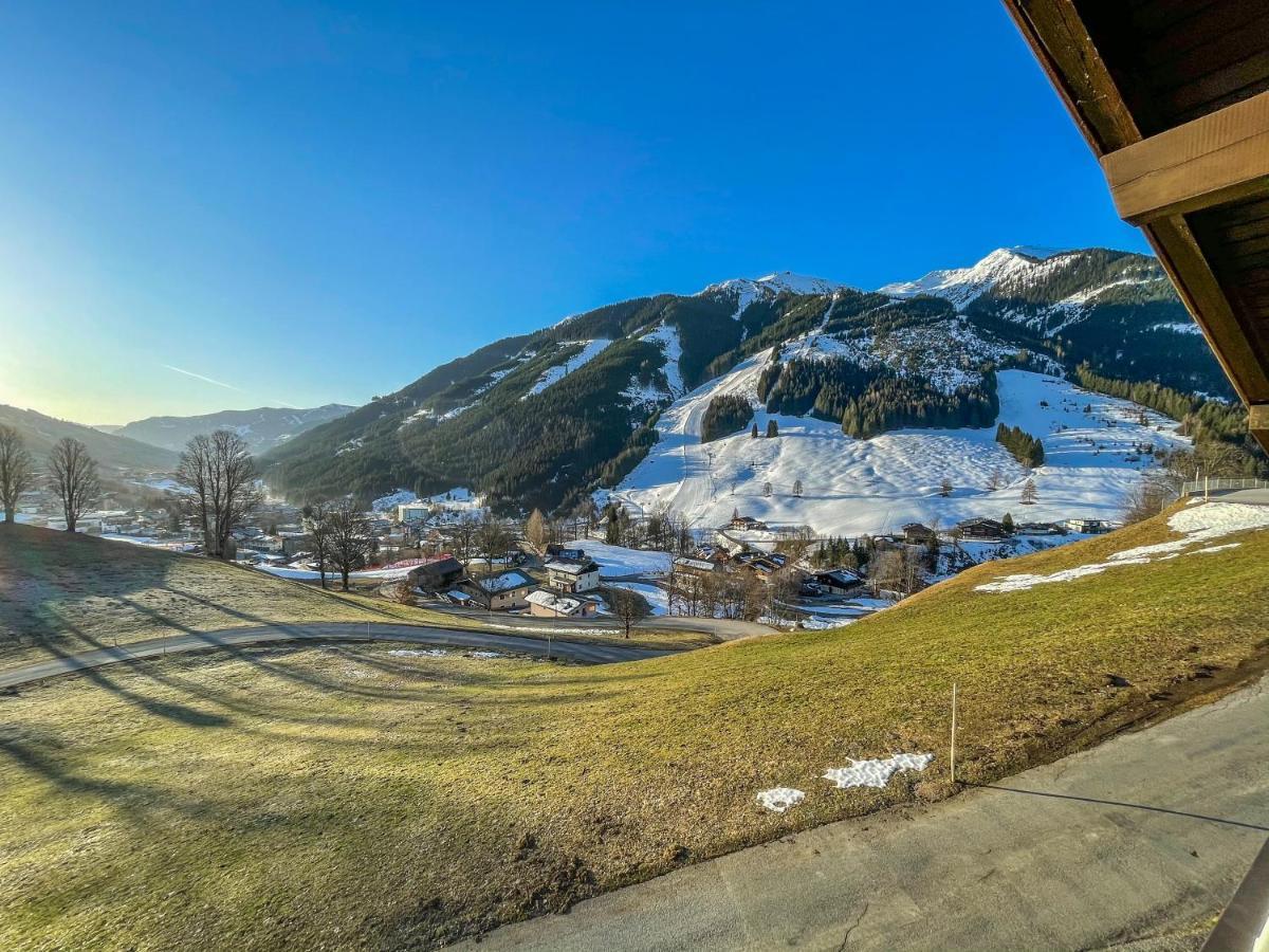 Saalbach Apartments Landhaus Bernkogel - Ski In Ski Out المظهر الخارجي الصورة