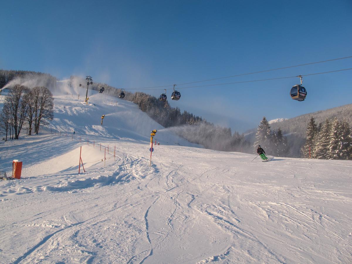 Saalbach Apartments Landhaus Bernkogel - Ski In Ski Out المظهر الخارجي الصورة